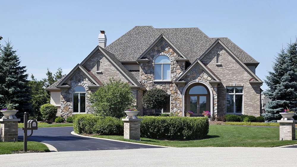 Luxury Market Trends: What's Hot in High-End Real Estate Right Now What is hot in the luxury real estate market right now?